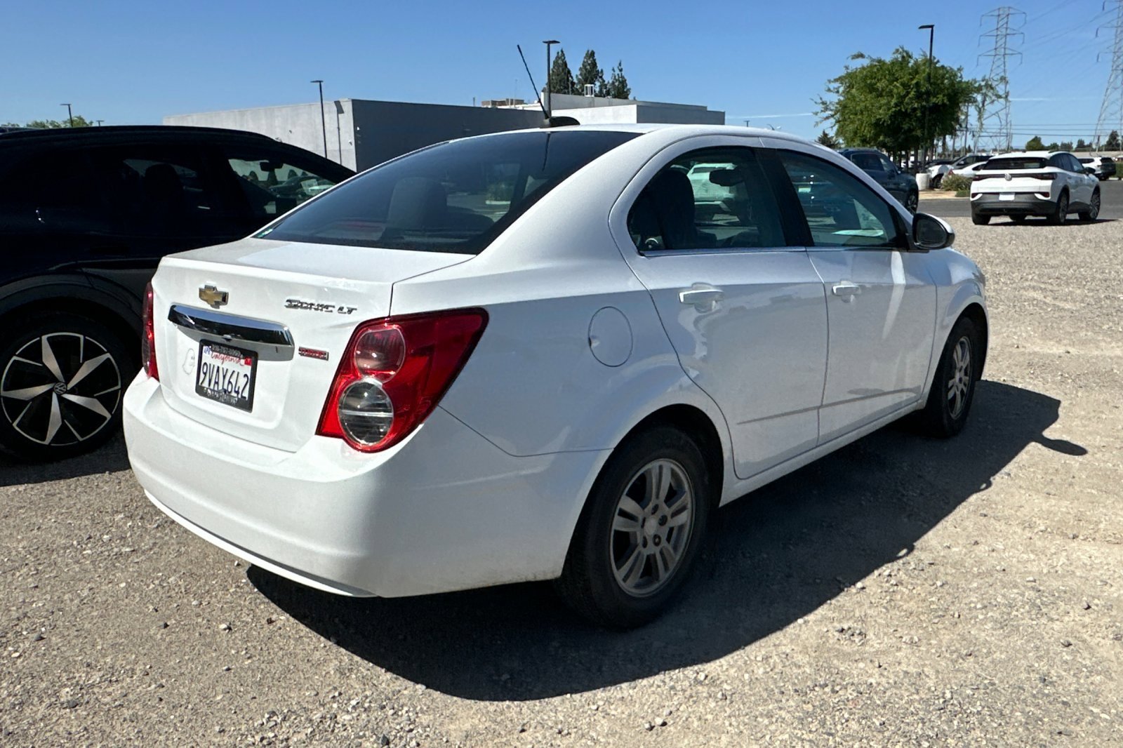 Used 2015 Summit White Chevrolet LT image 5