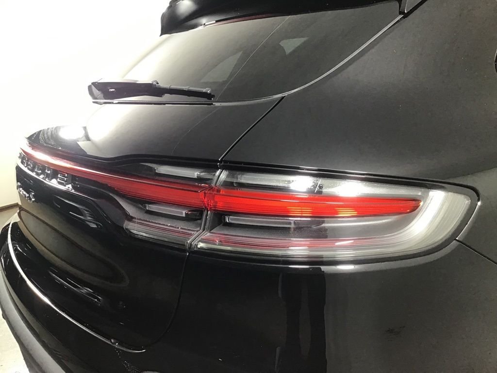 2024 Porsche Macan S - Photo 16