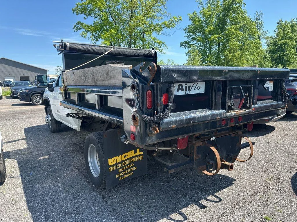 Used 2022 Summit White Chevrolet Work Truck image 4