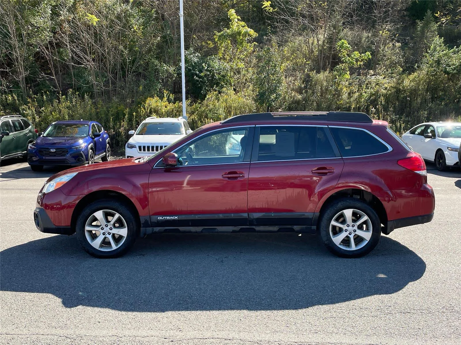 Used 2014 Subaru Outback 2.5i Premium with VIN 4S4BRBCC1E3218062 for sale in Canonsburg, PA