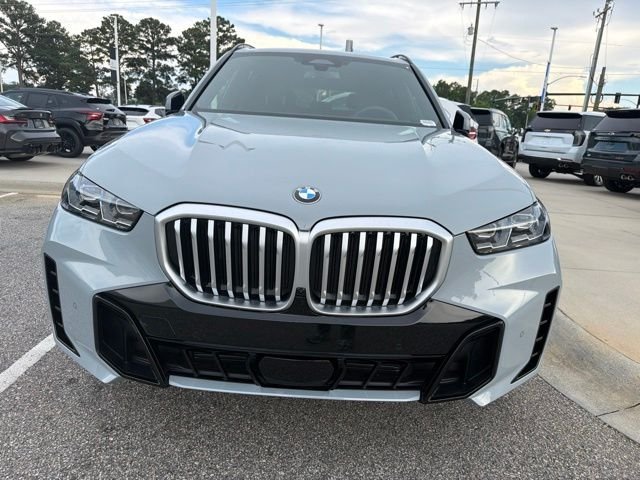 Used 2026 Gray BMW sDrive40i image 8