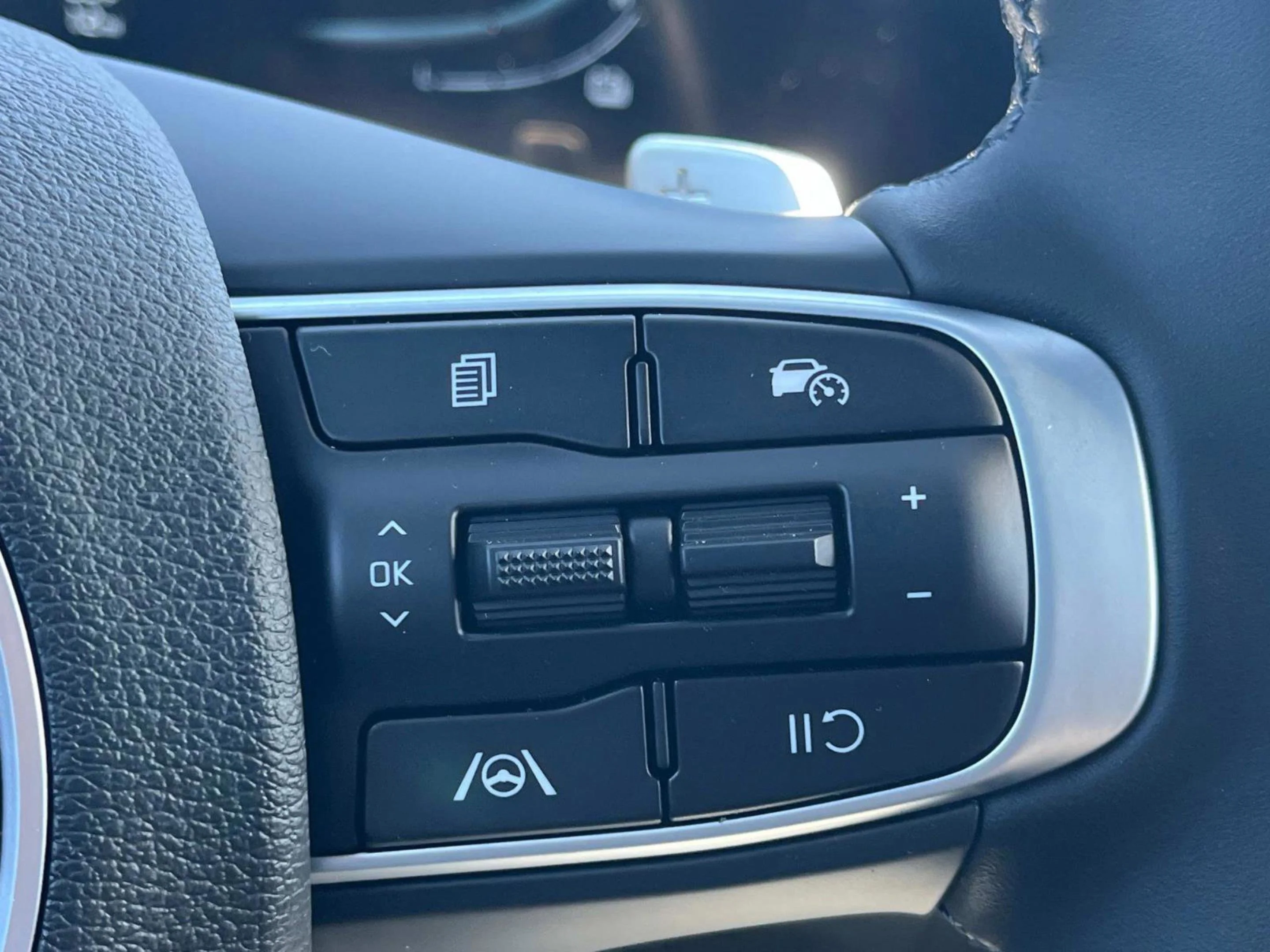 2025 Kia Sportage X-Line - Photo 28