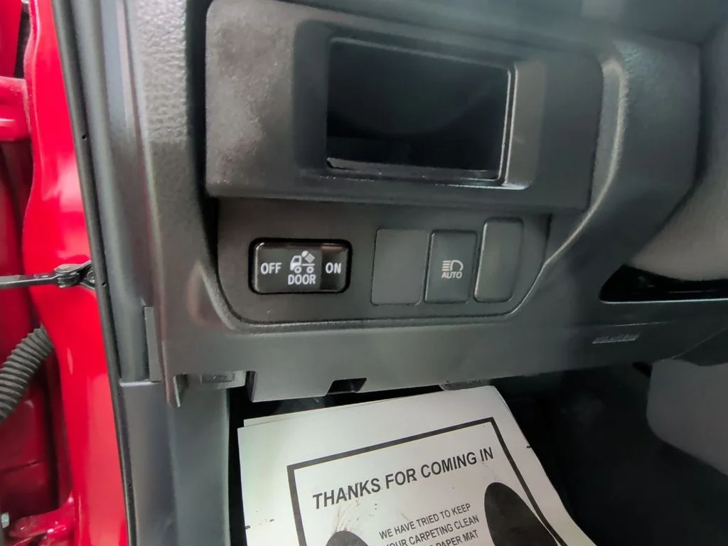 Used 2019 Red Toyota SR5 image 14