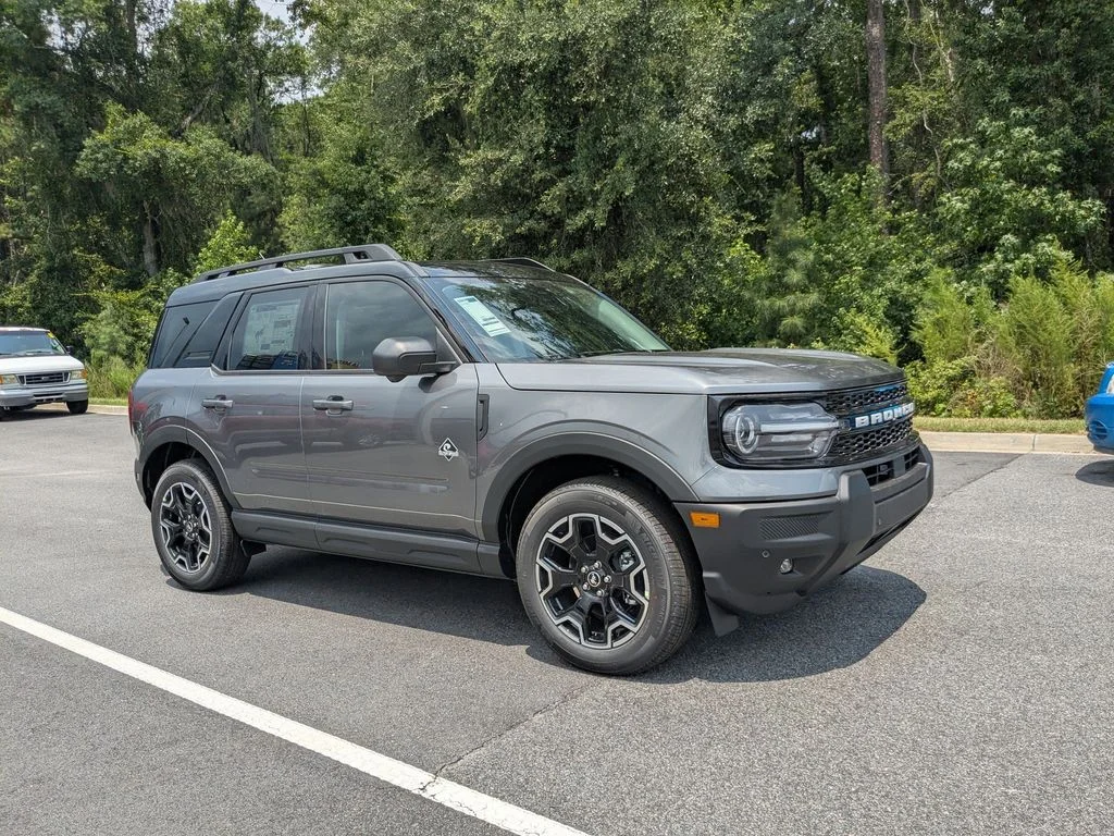 New 2026 Gray Ford Outer Banks image 2