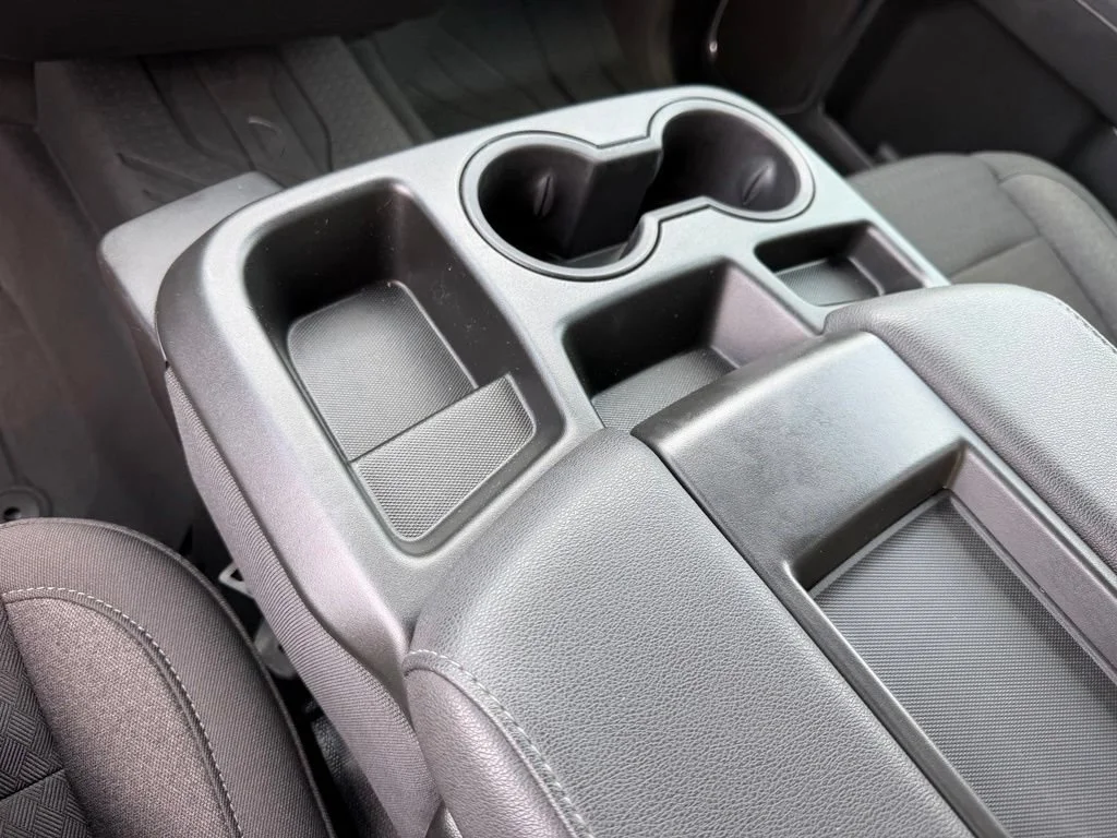 Used 2024 Slate Gray Metallic Chevrolet LT image 18