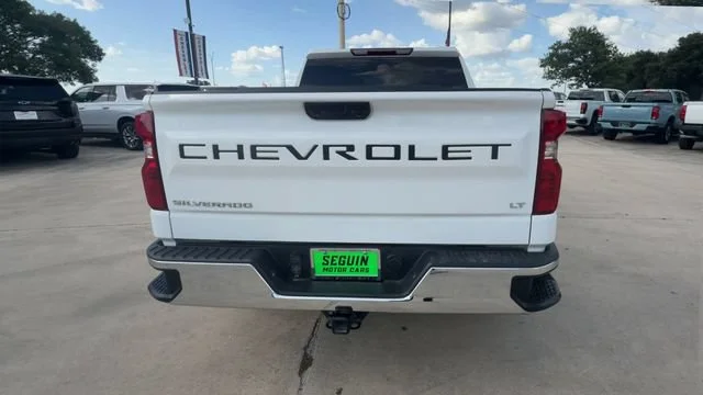 Used 2023 Summit White Chevrolet LT image 7