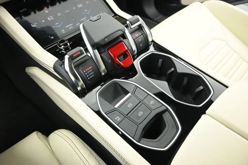 Used 2026 Blue Lamborghini SE image 17