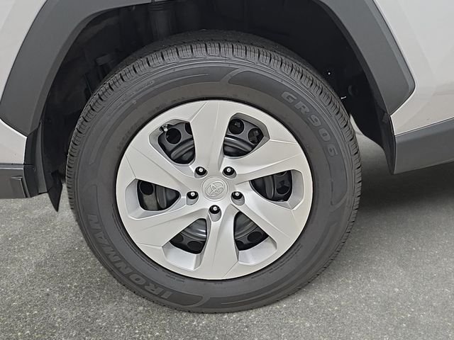 Certified Used 2024 Silver Toyota LE image 29
