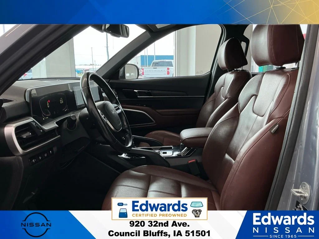 Used 2023 Silver Kia EX image 30