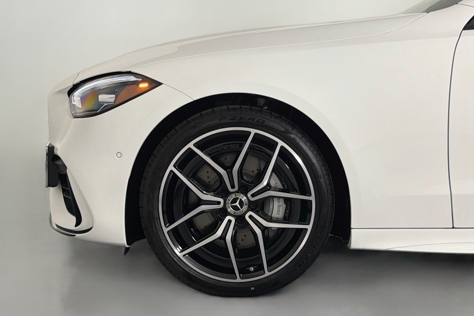 New 2026 Polar White Mercedes-Benz C 300 Sedan image 9