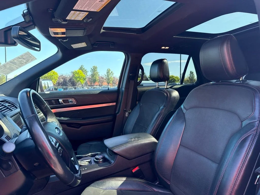 Used 2019 Ruby Red Metallic Ford XLT image 9