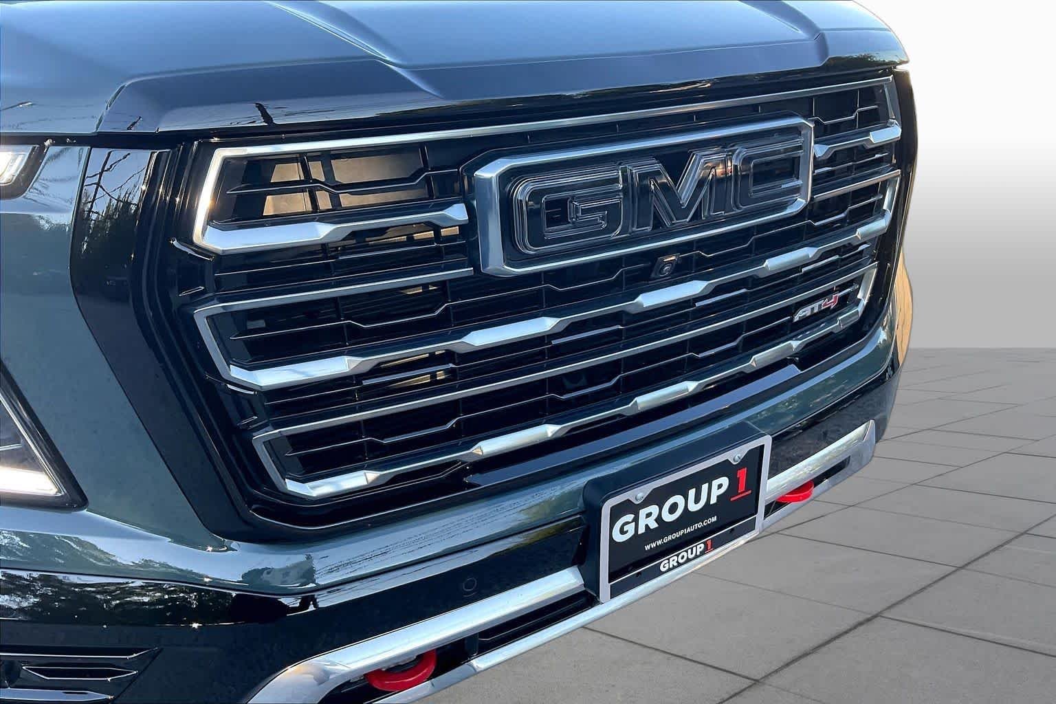 Used 2026 Midnight Pine GMC AT4 image 29