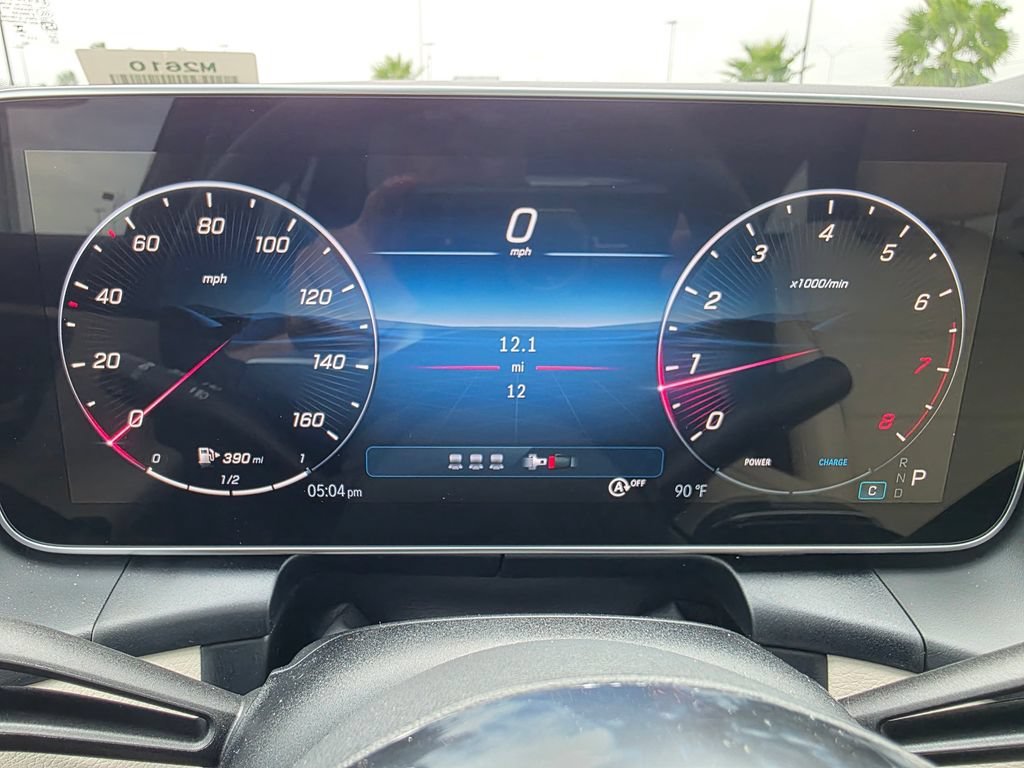 New 2026 Polar White Mercedes-Benz GLC 300 image 51