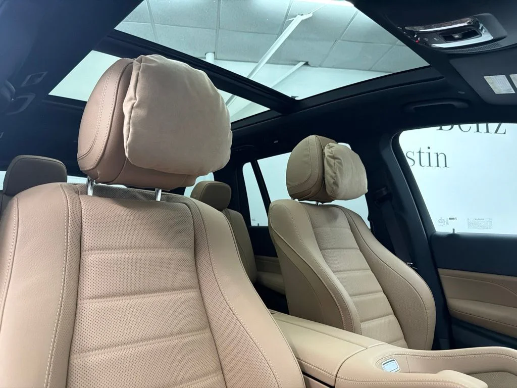 New 2026 Black Mercedes-Benz GLS 450 image 29