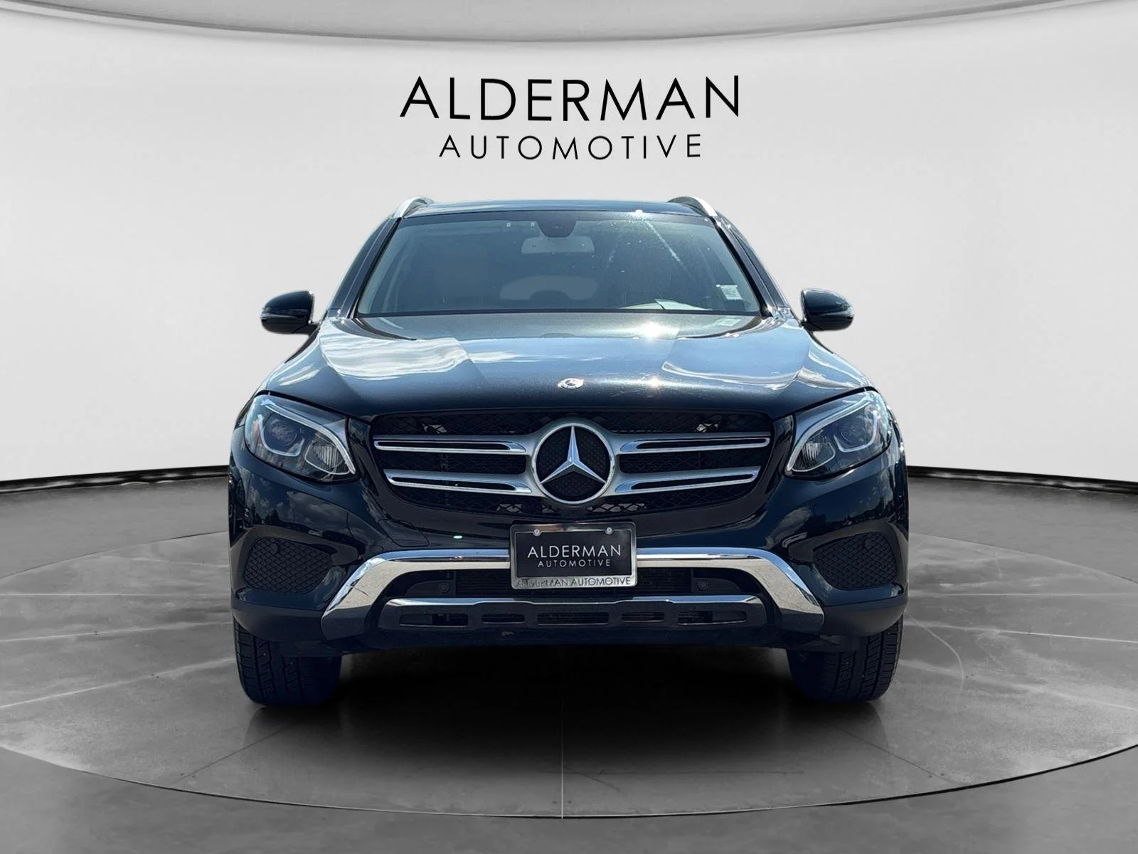 Used 2019 Black Mercedes-Benz GLC 300 image 8