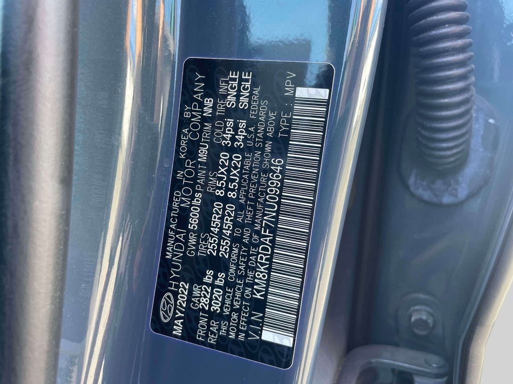 Used 2022 Green Hyundai Limited image 19