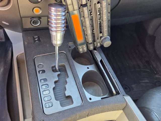 Used 2004 Gray Nissan LE image 23