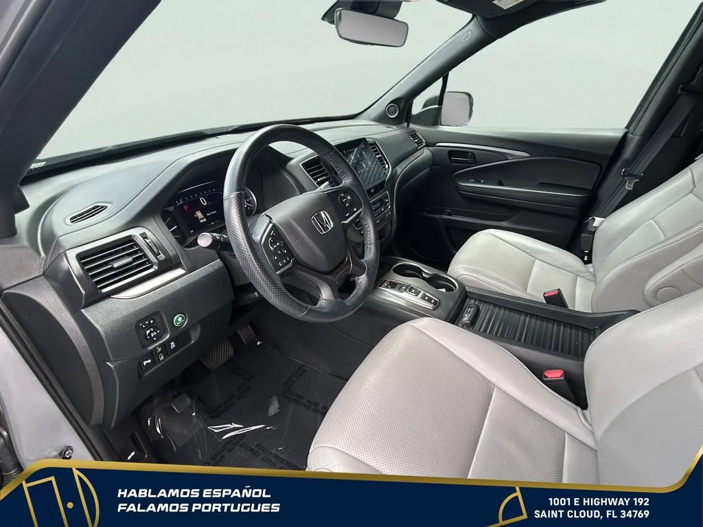 Used 2023 Silver Honda AWD EX-L image 13
