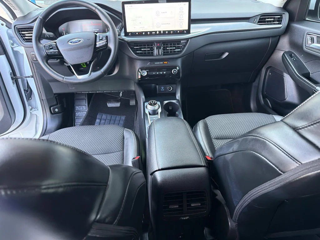 Used 2023 Oxford White Ford Base image 15