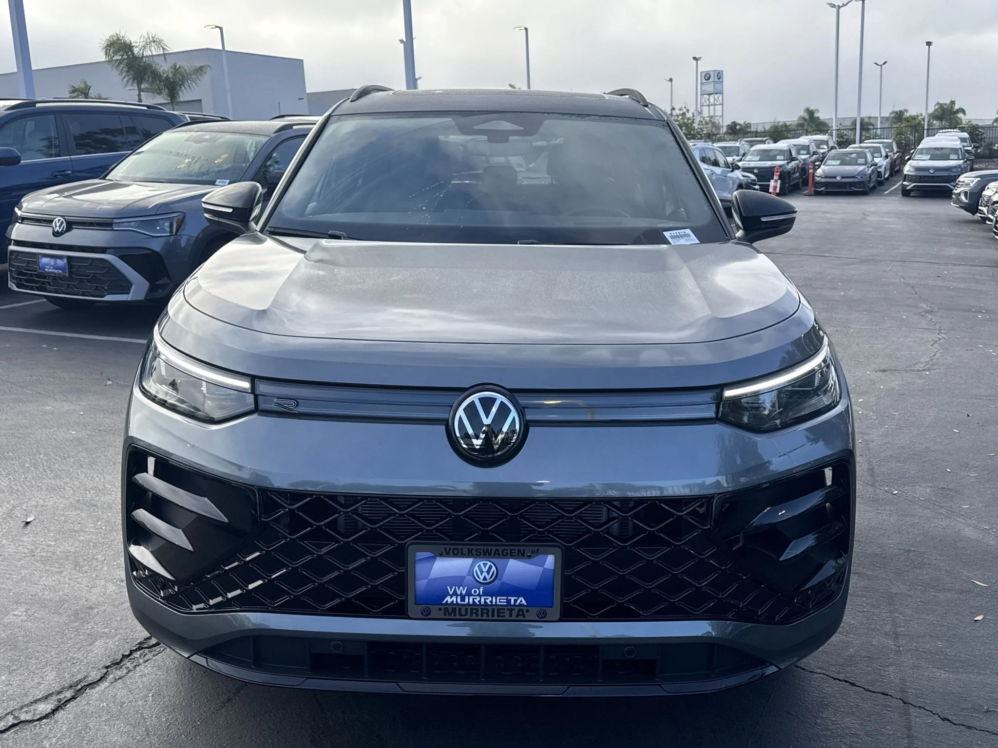 New 2026 Platinum Gray Metallic Volkswagen SE R-Line Black image 2