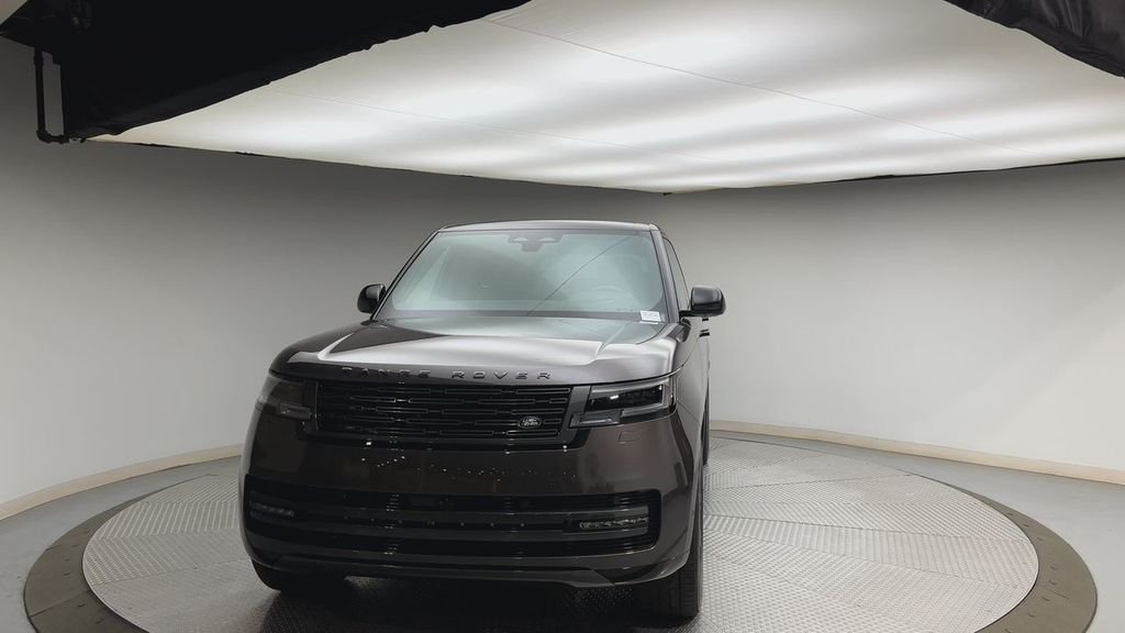 New 2026 Charente Grey LAND ROVER Autobiography image 7