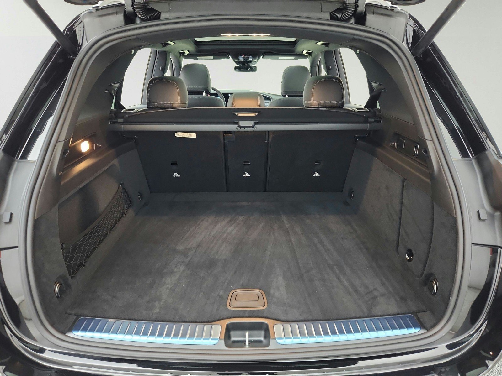 New 2026 Obsidian Black Metallic Mercedes-Benz AMG® GLE 53 4MATIC+ SUV image 29