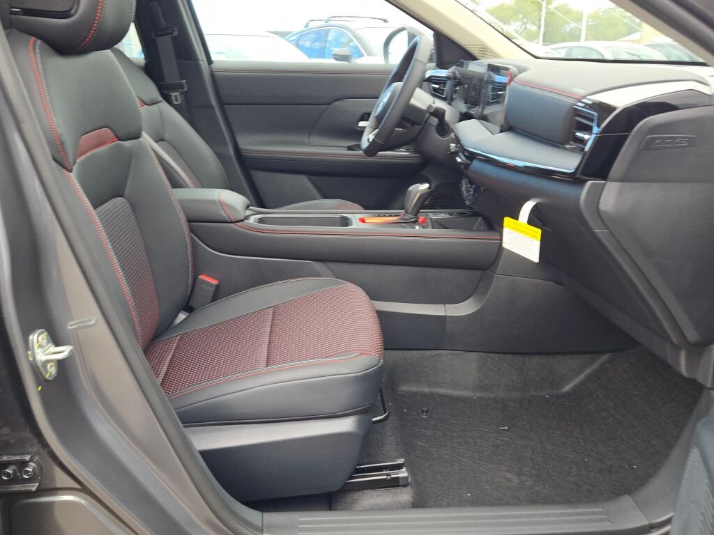 New 2026 Gray Nissan SR image 6