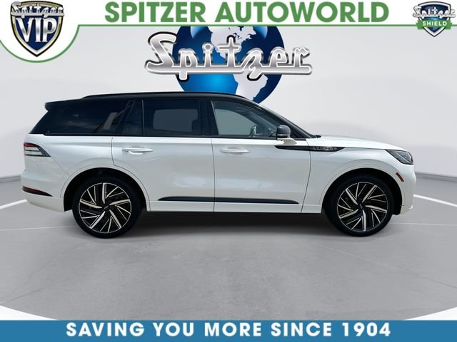 Used 2025 White Lincoln Black Label image 10