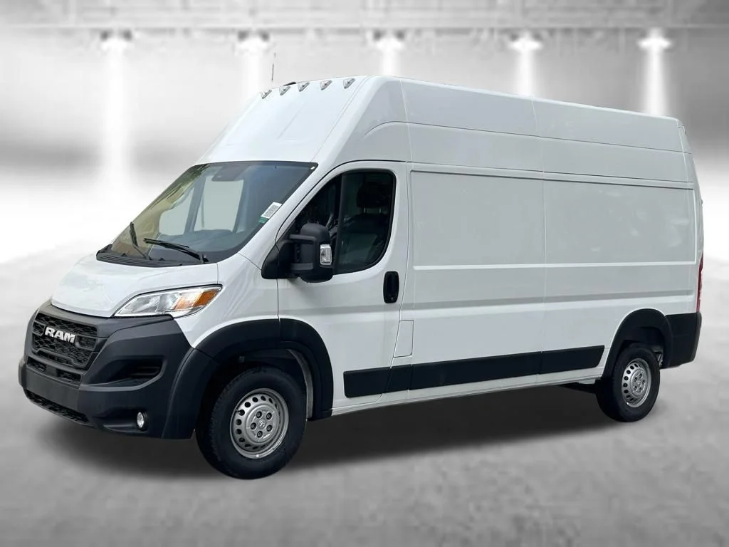 Used 2024 White Ram Super High Roof image 2