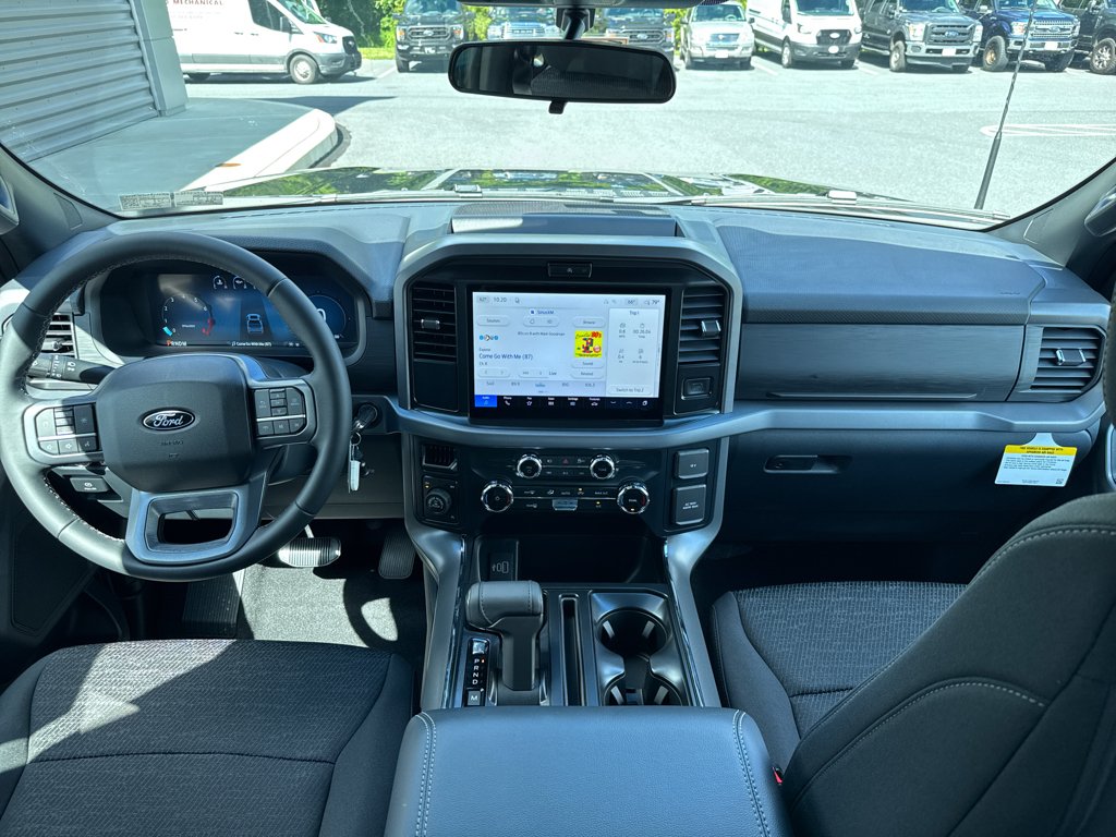 New 2026 Antimatter Blue Metallic Ford XLT image 3