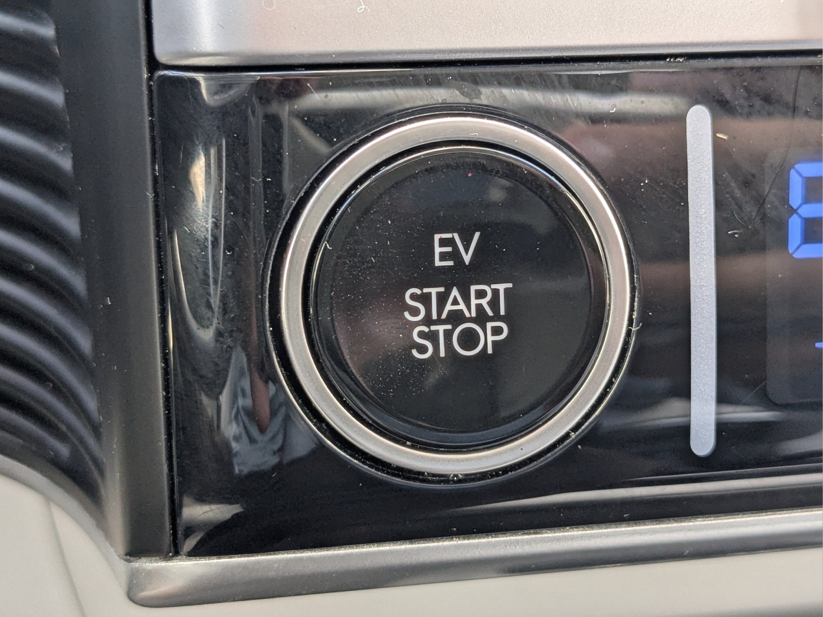 Used 2023 Shooting Star (Matte Gray) Hyundai SEL image 34