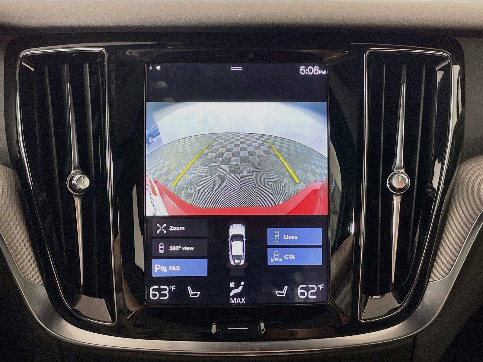 Used 2019 Fusion Red Metallic Volvo R-Design image 17