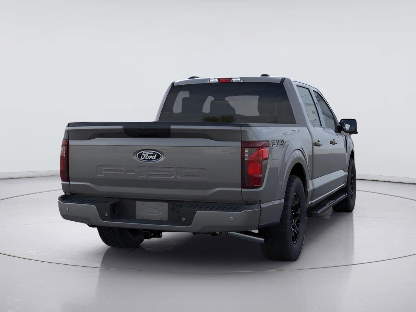 New 2026 Carbonized Gray Metallic Ford XLT image 8
