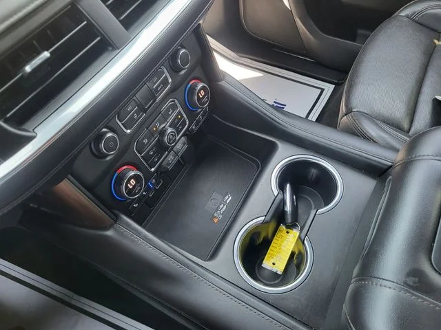 Used 2022 Beige Chevrolet High Country image 19