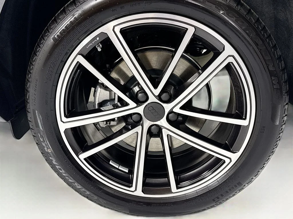 New 2026  Audi Premium Plus image 31