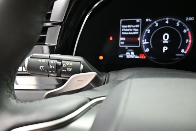 Used 2024 White Lexus 350 image 30