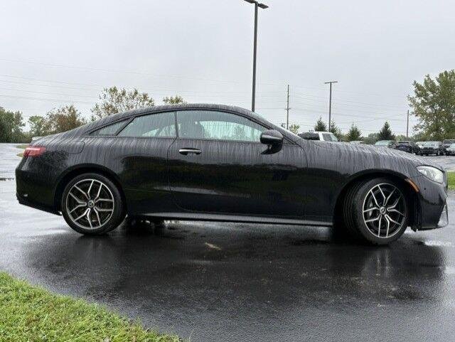Used 2022 Black Mercedes-Benz E 450 image 16