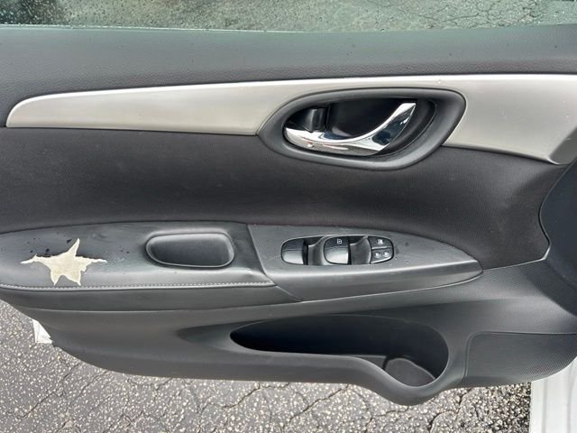 Used 2019 White Nissan S image 11