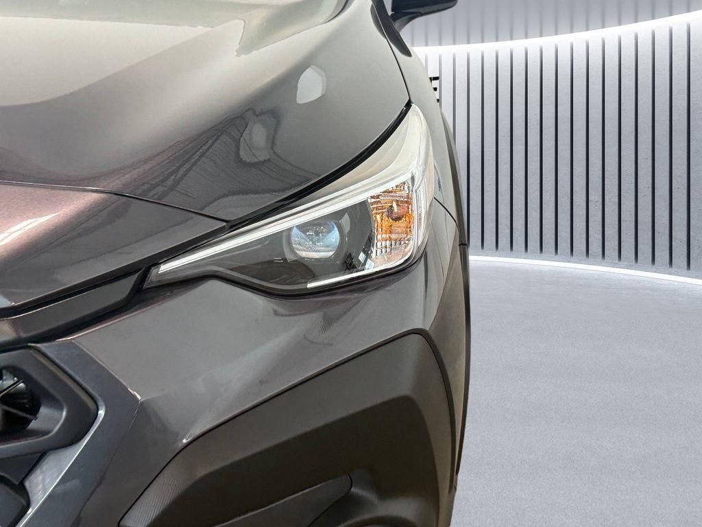 Used 2025 Gray Subaru Base image 17