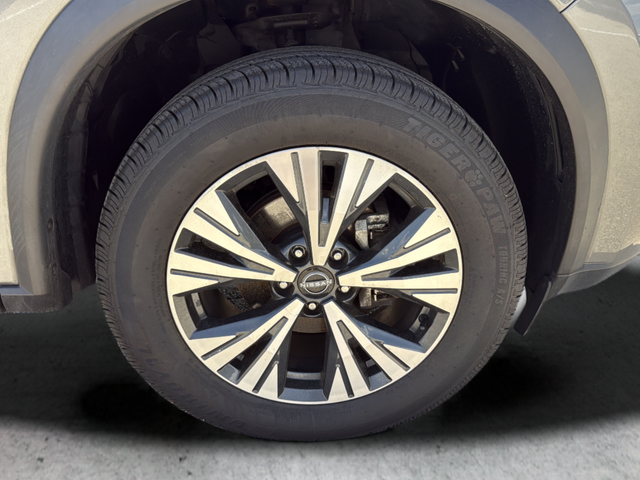 Used 2023 Gray Nissan SV image 29