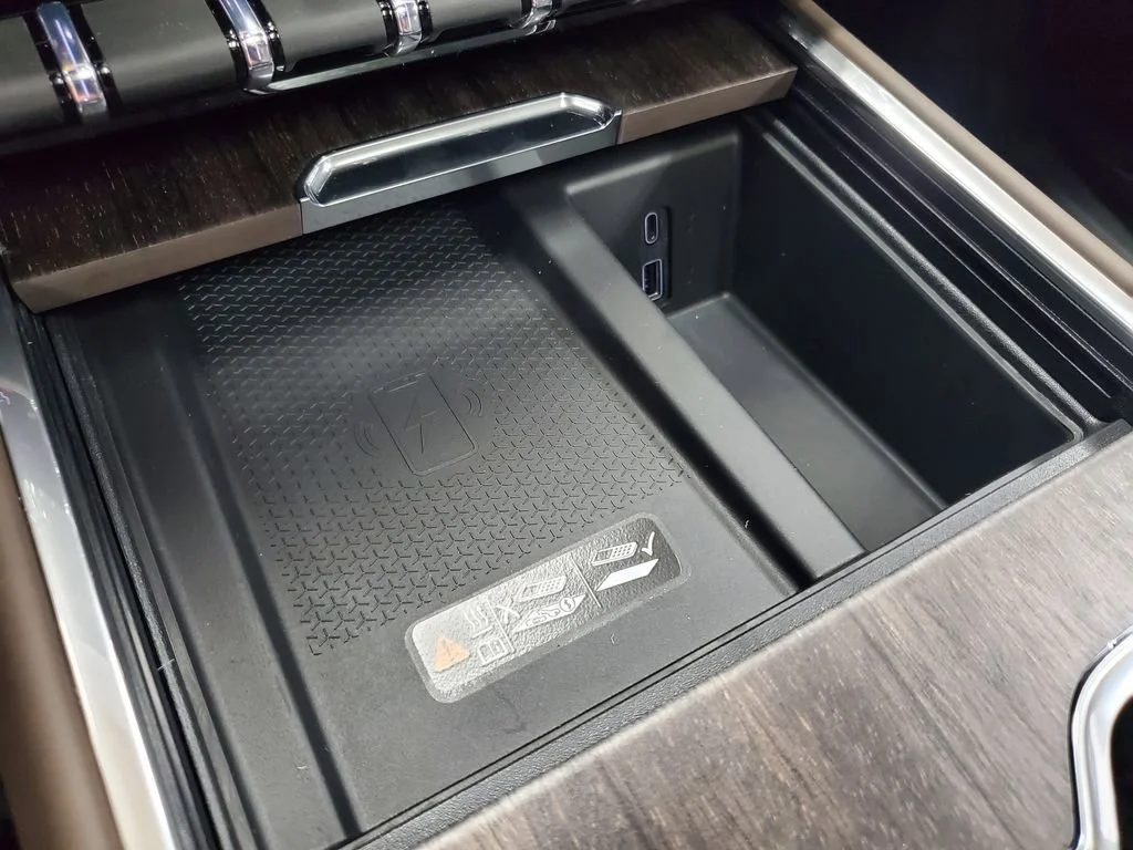 2026 GMC Acadia Denali Ultimate - Photo 27