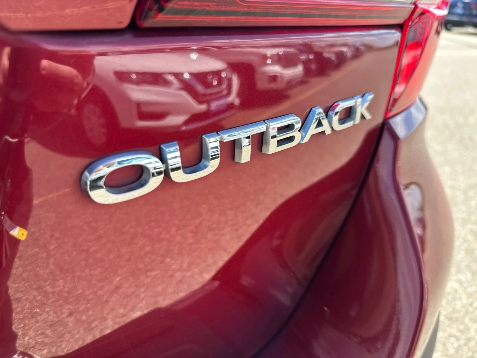 Used 2018 Red Subaru 2.5i Premium image 6