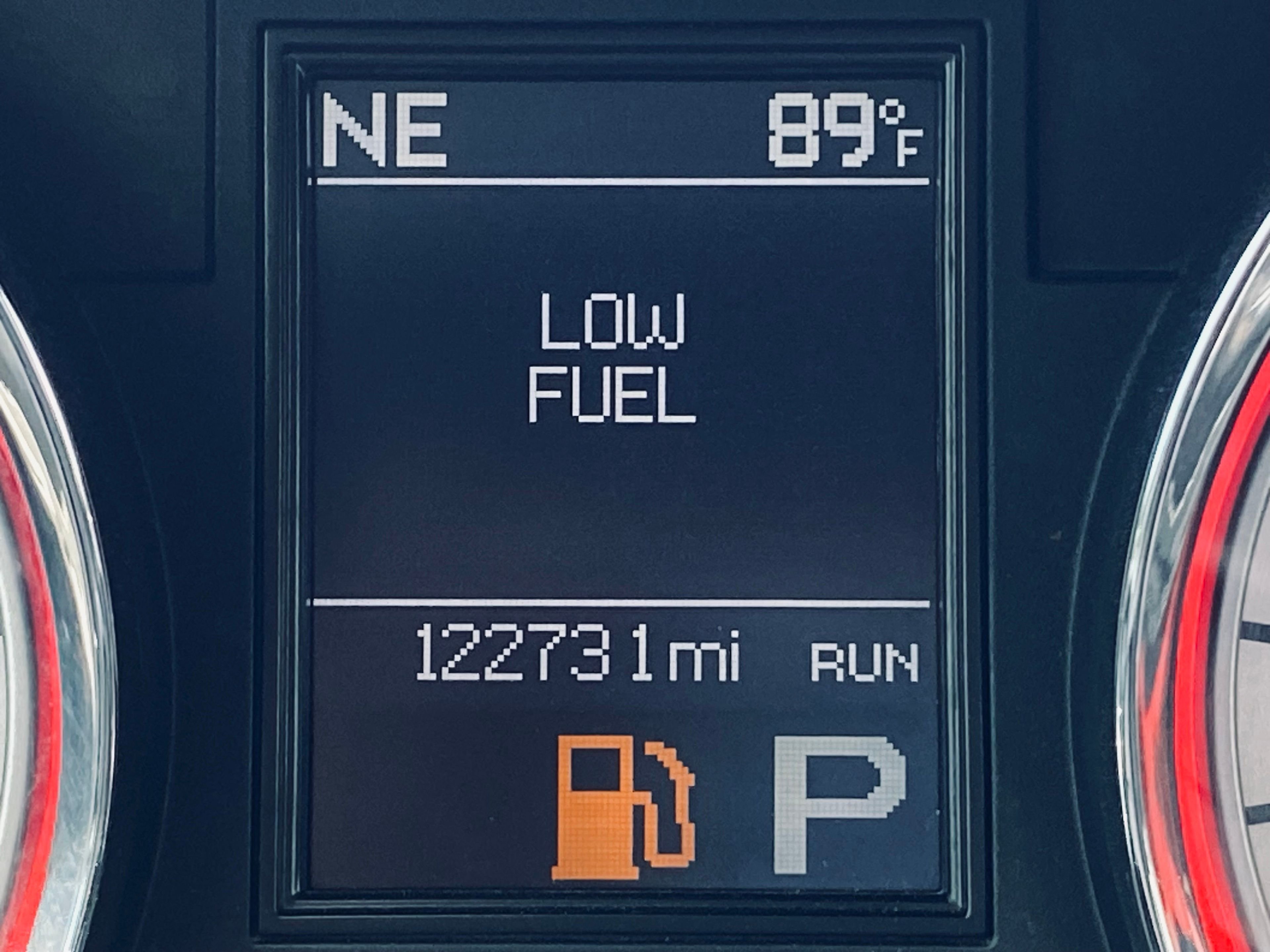 Used 2012 White Dodge Citadel image 16
