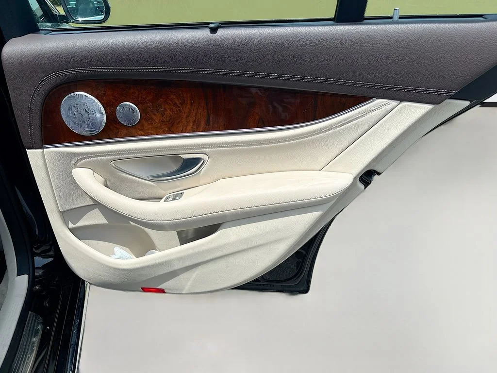 Used 2018 Black Mercedes-Benz E 400 image 21