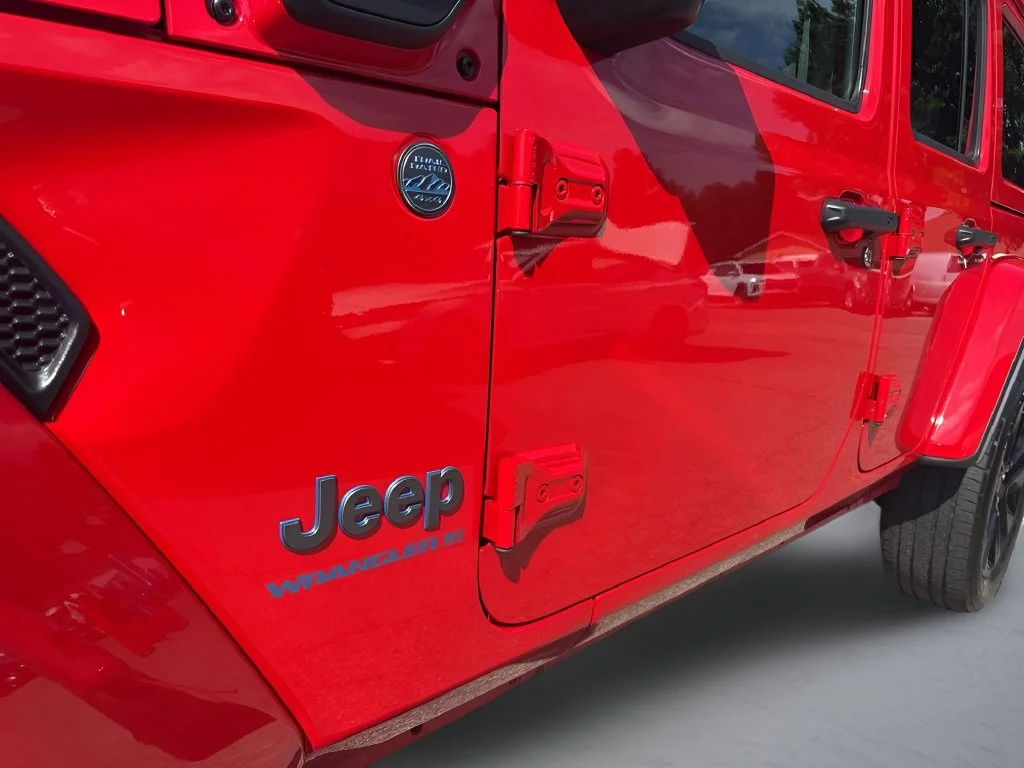 Used 2025 Red Jeep Sahara 4xe image 34