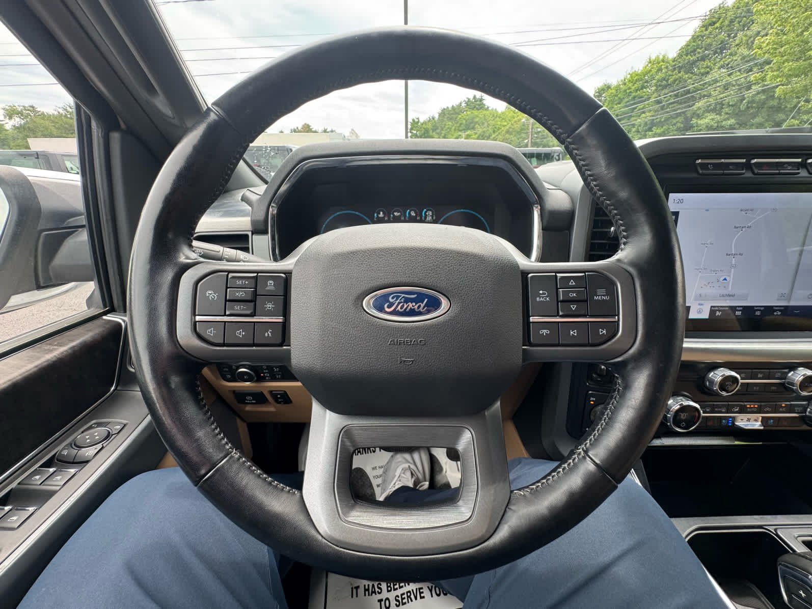 Certified Used 2021 Oxford White Ford LARIAT image 17