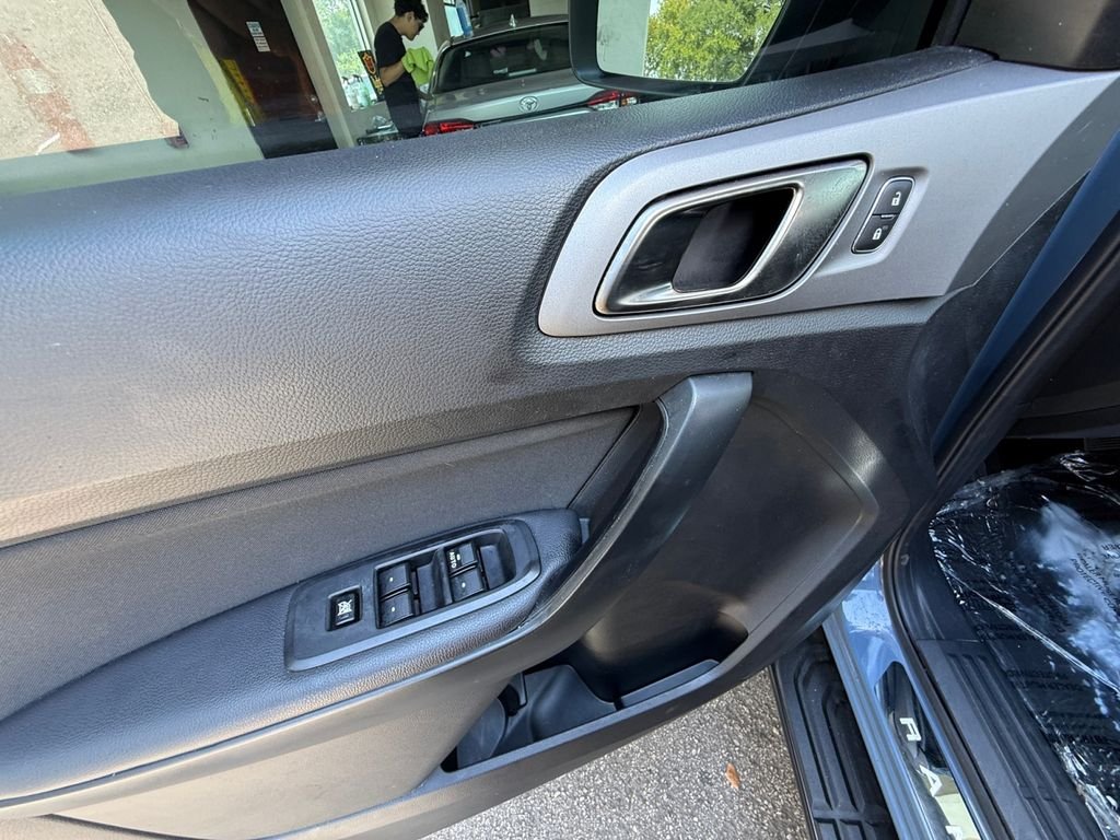 Used 2023 Gray Ford XLT image 11