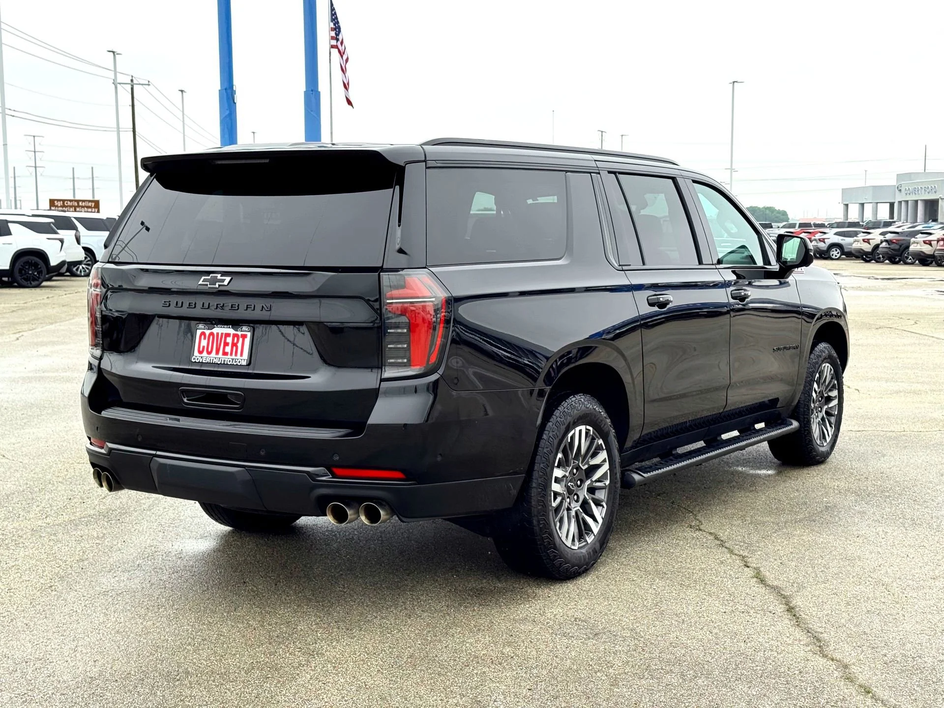 Used 2025 Black Chevrolet Z71 image 7