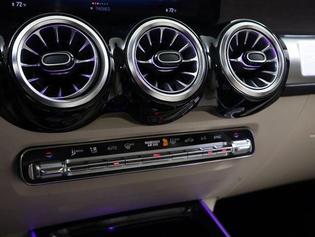 Certified Used 2023 Polar White Mercedes-Benz GLB 250 image 20