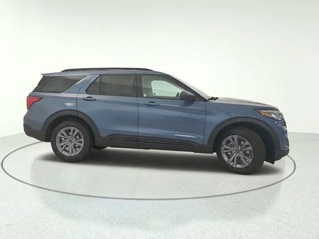 New 2026 Vapor Blue Metallic Ford Active image 7